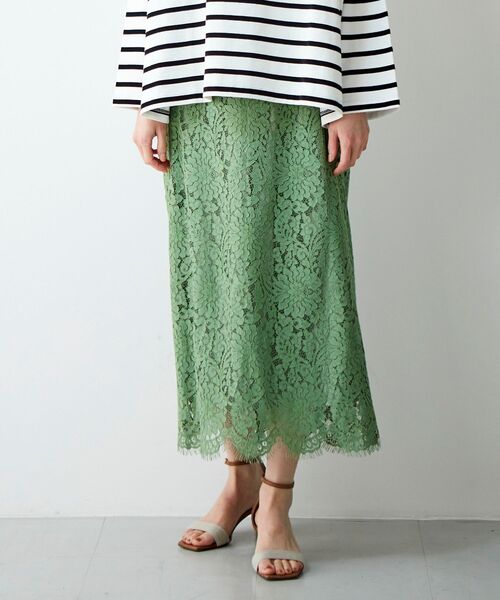 le.coeur blanc(ルクールブラン)の「コードレースストレートスカート(スカート・レディース・オフホワイト/グリーン/ネイビー・36/38)」の20枚目の写真