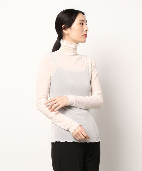210nouve(トゥージュヌーブ)の「シアーハイネックプルオーバー(Tシャツ/カットソー・レディース・パープル/ホワイト/ブルー/ブラック/オレンジ/イエロー/ベージュ/ピンク/ライトイエロー・FREE)」の4枚目の写真