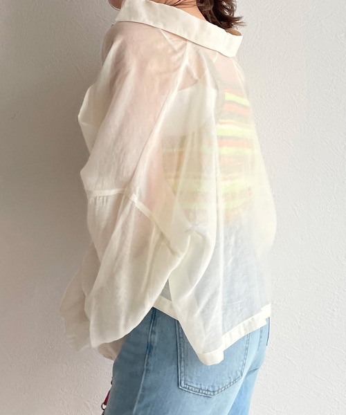 w closet（ダブルクローゼット）の「ショート丈シアーブラウス（シャツ/ブラウス・レディース・アイボリー/ピンク/ライトグリーン/サックスブルー/パープル/ブラウン/スモークピンク・FREE）」の15枚目の写真