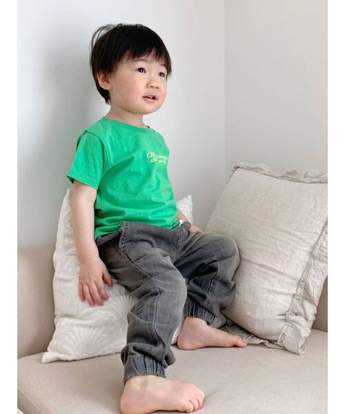 Ungrid（アングリッド）の「Kids カラーロゴルーズTee（Tシャツ/カットソー・キッズ・オフホワイト/グリーン/ピンク/オレンジ・120/100）」の16枚目の写真