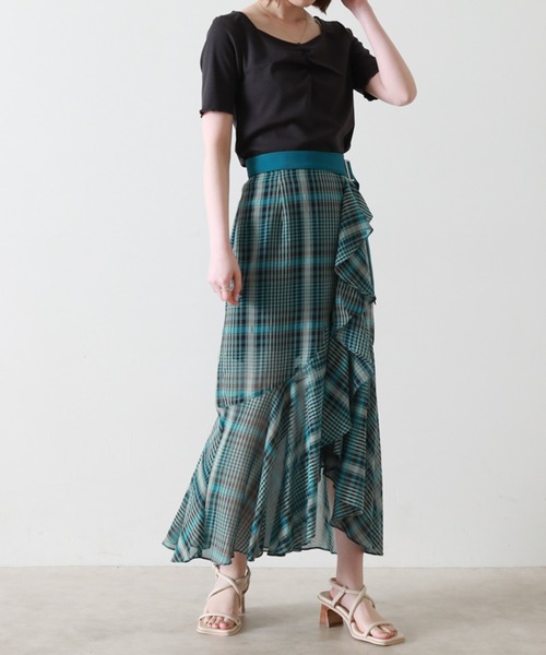 Cheek(チーク)の「【サイズ展開あり】チェックラッフルスカパン(スカート・レディース・ブラック/ブルー/ラベンダー・SMALL/MEDIUM)」の5枚目の写真