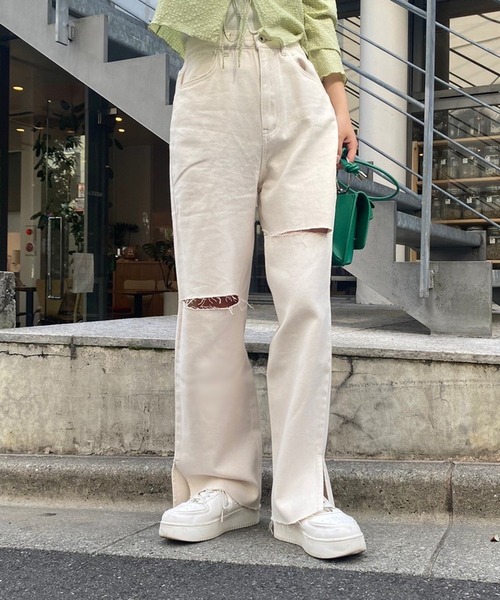 one after another NICE CLAUP(ワンアフターアナザーナイスクラップ)の「ダメージワイドパンツ(デニムパンツ・レディース・アイボリー/ブラック/ブルー/ベビーピンク・S/M)」の1枚目の写真