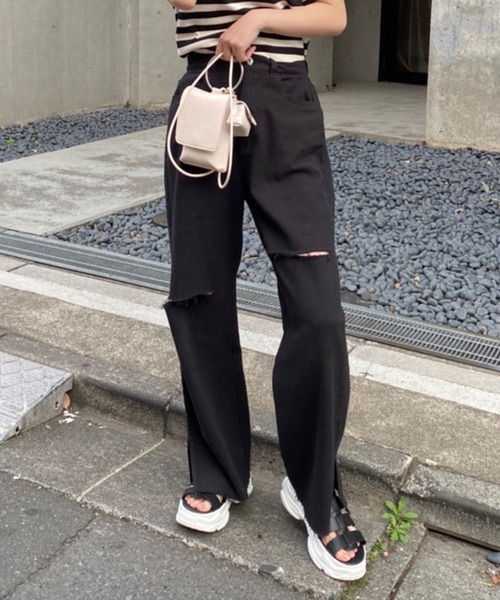 one after another NICE CLAUP(ワンアフターアナザーナイスクラップ)の「ダメージワイドパンツ(デニムパンツ・レディース・アイボリー/ブラック/ブルー/ベビーピンク・S/M)」の2枚目の写真