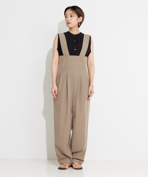 NOMINE（ノミネ）の「タックテーパードサロペットオールインワン（サロペット/オーバーオール・レディース・グレイッシュベージュ/ブルー/ブラック・フリー）」の5枚目の写真