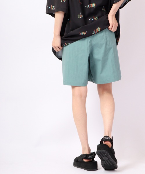 Revo.(レボ)の「Revo. コットンナイロンストレッチショートパンツ(その他パンツ・メンズ・レッド系その他/ブルー/グレー/オリーブ/ブラック・1/2)」の14枚目の写真