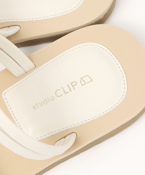 studio CLIP(スタディオクリップ)の「2WAYナローサンダル(サンダル・レディース・グリーン/ホワイト/ブラック・LARGE/MEDIUM)」の7枚目の写真