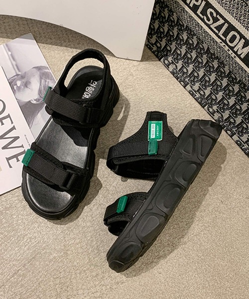 shopnikoniko(ショップニコニコ)の「ダッド スポーツサンダル 厚底 フラット スポサン(サンダル・レディース・ブラック/ホワイト・S/M/L/LL)」の10枚目の写真