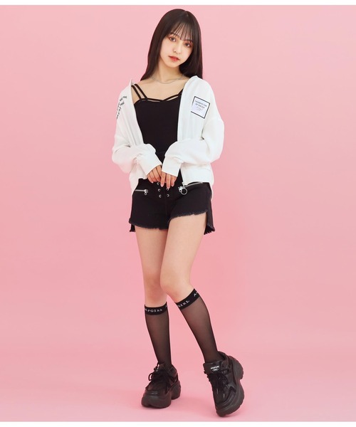 ANAP GiRL(アナップガール)の「デザインパッド付ショートキャミソール(キャミソール・キッズ・ホワイト/ブラック・S/M/XS)」の12枚目の写真