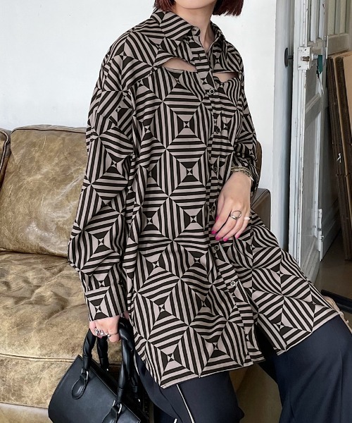 PAGEBOY（ページボーイ）の「ジオメトパターンルーズシャツ（シャツ/ブラウス・レディース・ホワイト系その他/ブラウン系その他・FREE）」の10枚目の写真