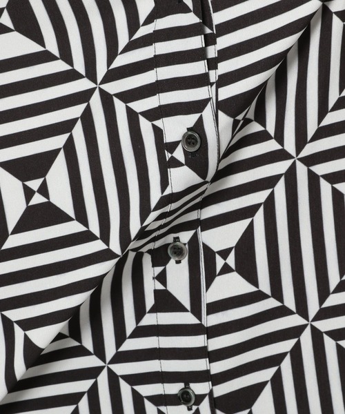 PAGEBOY（ページボーイ）の「ジオメトパターンルーズシャツ（シャツ/ブラウス・レディース・ホワイト系その他/ブラウン系その他・FREE）」の13枚目の写真