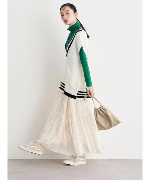 earth music&ecology(アースミュージックアンドエコロジー)の「ランダムプリーツボリュームスカート(スカート・レディース・オフホワイト/ブルー/イエロー/ブラック系その他5・FREE)」の11枚目の写真