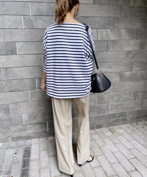 Spick & Span（スピックアンドスパン）の「ダブルクロスタックカフドパンツ（スラックス・レディース・ベージュ/ネイビー・38/36）」の19枚目の写真