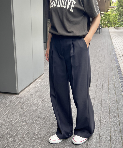 Spick & Span（スピックアンドスパン）の「ダブルクロスタックカフドパンツ（スラックス・レディース・ベージュ/ネイビー・38/36）」の5枚目の写真