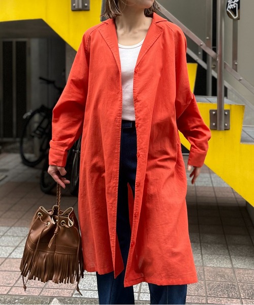 mi via loca(ミヴィアロカ)の「オーバーサイズ開衿シャツワンピース(シャツ/ブラウス・レディース・ブラック/オレンジ/ブルー/ライトベージュ・FREE)」の13枚目の写真