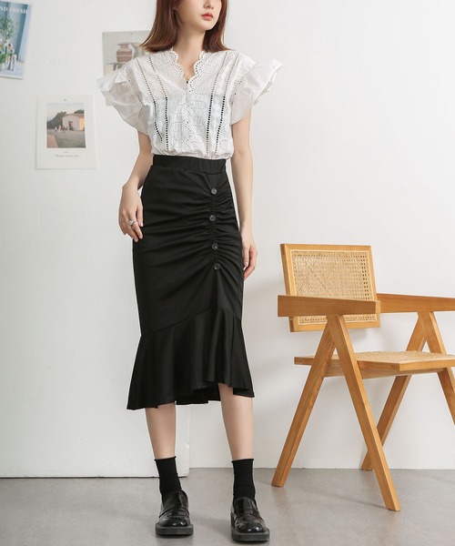 MAISON DE THERESE(メゾン ド テレーズ)の「デザインVネックレースブラウス(シャツ/ブラウス・レディース・ホワイト/アイボリー・M)」の3枚目の写真