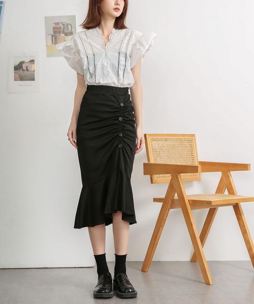 MAISON DE THERESE(メゾン ド テレーズ)の「デザインVネックレースブラウス(シャツ/ブラウス・レディース・ホワイト/アイボリー・M)」の5枚目の写真