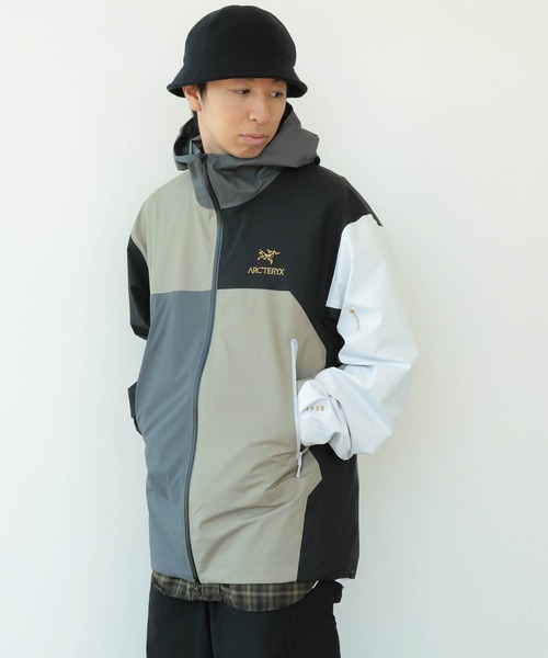 BEAMS(ビームス)の「ARC’TERYX × BEAMS / 別注 BETA JACKET(ナイロンジャケット・メンズ・マルチ・XL/S/L/M/XXL)」の19枚目の写真