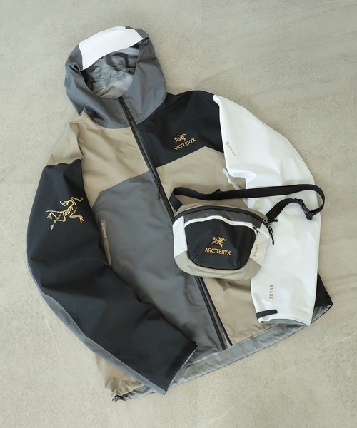 BEAMS(ビームス)の「ARC’TERYX × BEAMS / 別注 BETA JACKET(ナイロンジャケット・メンズ・マルチ・XL/S/L/M/XXL)」の20枚目の写真