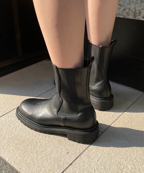 CAPRICIEUX LE'MAGE(カプリシューレマージュ)の「サイドゴアブーツ(ブーツ・レディース・ブラック/ベージュ/アイボリー・38/37)」の18枚目の写真