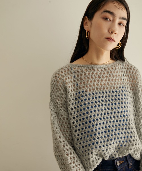 SALON adam et rope'(サロン アダム エ ロペ)の「【WEB限定】透かし編みメッシュモヘヤニット(ニット/セーター・レディース・ホワイト/グレー/ブルー・FREE)」の3枚目の写真