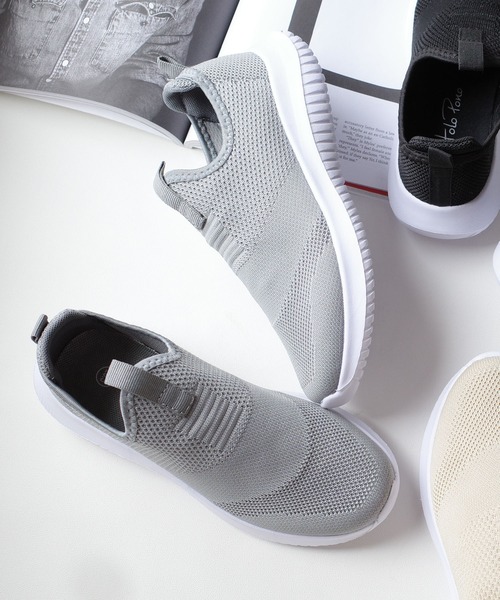 AmiAmi（アミアミ）の「軽量ニットスリッポン/スニーカー（スリッポン・レディース・グレー/ブラック/ベージュ/ブラック×ブラック・22.5cm/23cm/23.5cm/24cm/24.5cm/25cm/25.5cm/26cm/26.5cm/27cm/28cm）」の3枚目の写真