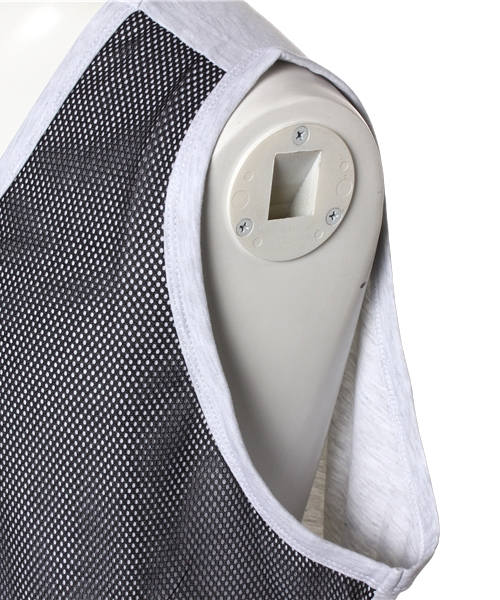 ICNY(アイシーエヌワイ)の「メンズ アイスコールド ニューヨーク リフレクター メッシュタンクトップ ICNY MESH OVERLAY TANKTOP(タンクトップ・メンズ・アッシュ・SMALL/MEDIUM/LARGE)」の7枚目の写真