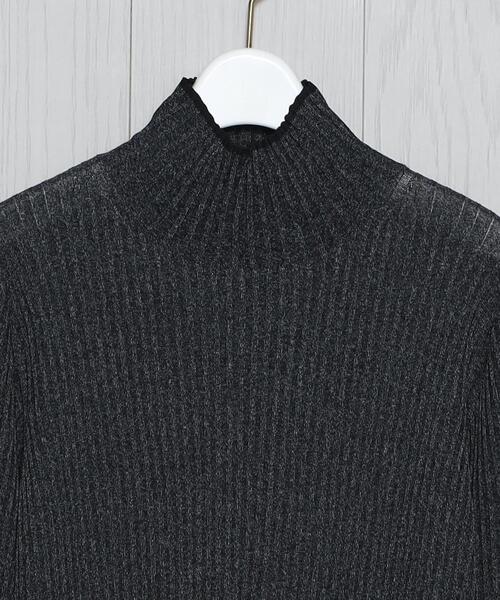 H　BEAUTY&YOUTH UNITED ARROWS（エイチビューティーアンドユースユナイテッドアローズ）の「＜H＞RAYON RIB TURTLE NECK RIB KNIT/ニット（ニット/セーター・レディース・ホワイト/ダークグレー・FREE）」の4枚目の写真