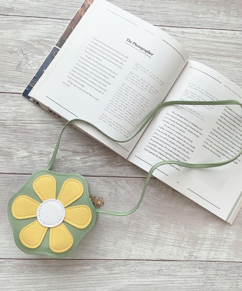 CERCA（チェルカ）の「lulunoix/お花ショルダーバック（ショルダーバッグ・キッズ・ブルー/グリーン/レッド/ピンク/パープル/イエロー・FREE）」の2枚目の写真