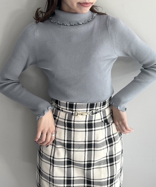 OLIVE des OLIVE（オリーブデオリーブ）の「着まわしタートルネックリブニット　1031050010（ニット/セーター・レディース・ブラック/オフホワイト/サックスブルー/ブラック系1/ブラウン系1・FREE）」の5枚目の写真