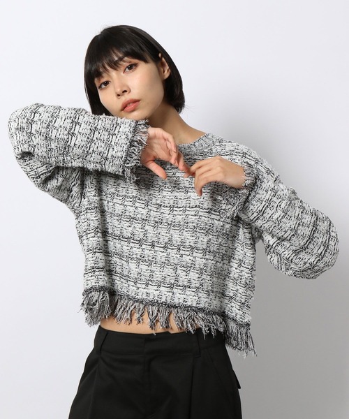 PAGEBOY(ページボーイ)の「ツイードライクフリンジニット(ニット/セーター・レディース・オフホワイト/ブラック/ラベンダー・FREE)」の4枚目の写真
