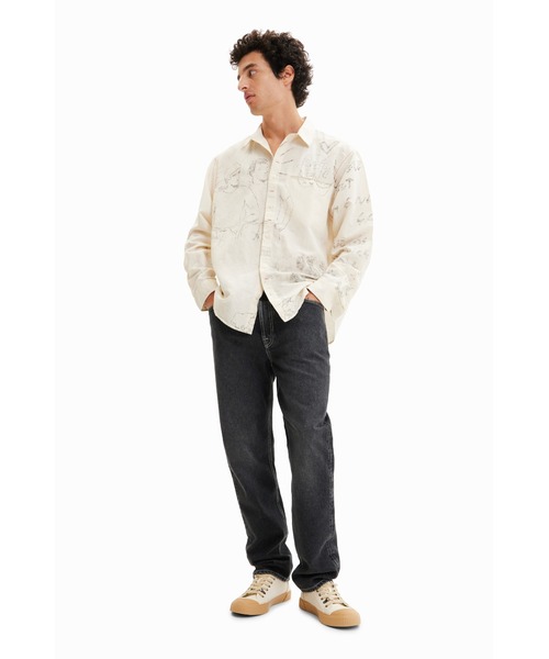 Desigual（デシグアル）の「イラスト リネンシャツ（シャツ/ブラウス・メンズ・ブラック/アイボリー・L/XXL/S/M/XL）」の3枚目の写真