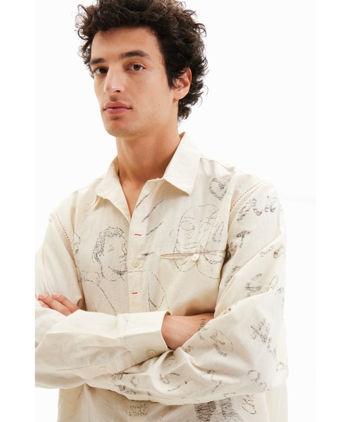 Desigual（デシグアル）の「イラスト リネンシャツ（シャツ/ブラウス・メンズ・ブラック/アイボリー・L/XXL/S/M/XL）」の4枚目の写真