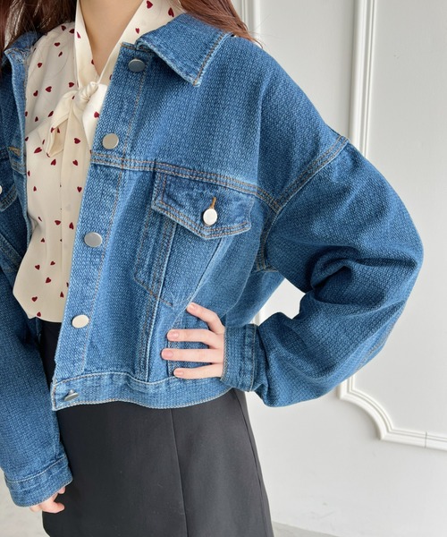 Loueme(ルエム)の「【23S/S 春夏新作】ルーズシルエットショートデニムジャケット(デニムジャケット・レディース・ブルー/ブラック系その他・FREE)」の10枚目の写真