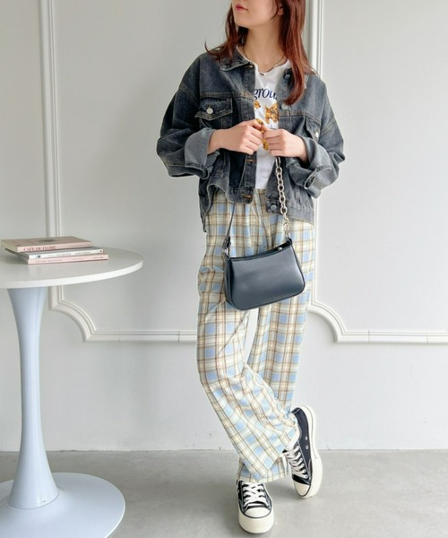 Loueme(ルエム)の「【23S/S 春夏新作】ルーズシルエットショートデニムジャケット(デニムジャケット・レディース・ブルー/ブラック系その他・FREE)」の4枚目の写真