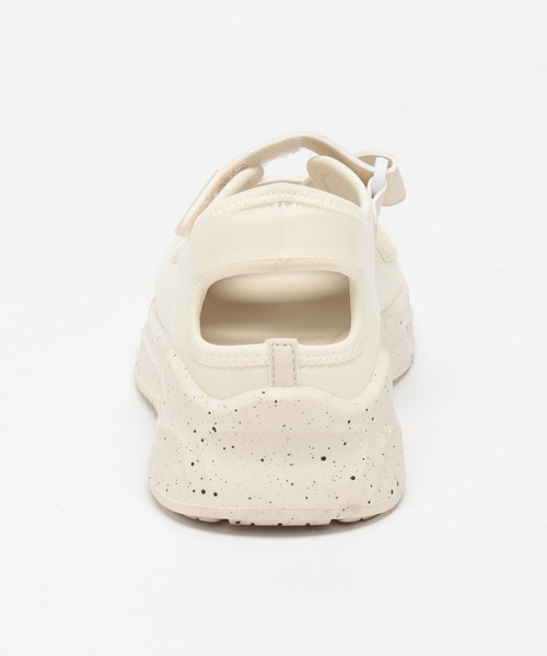 niko and...（ニコアンド）の「オリジナル斜めベルトスニーカー（スニーカー・レディース・ブラック/グリーン/アイボリー・LARGE/MEDIUM）」の7枚目の写真