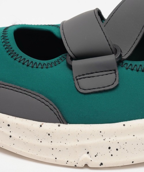 niko and...（ニコアンド）の「オリジナル斜めベルトスニーカー（スニーカー・レディース・ブラック/グリーン/アイボリー・LARGE/MEDIUM）」の17枚目の写真