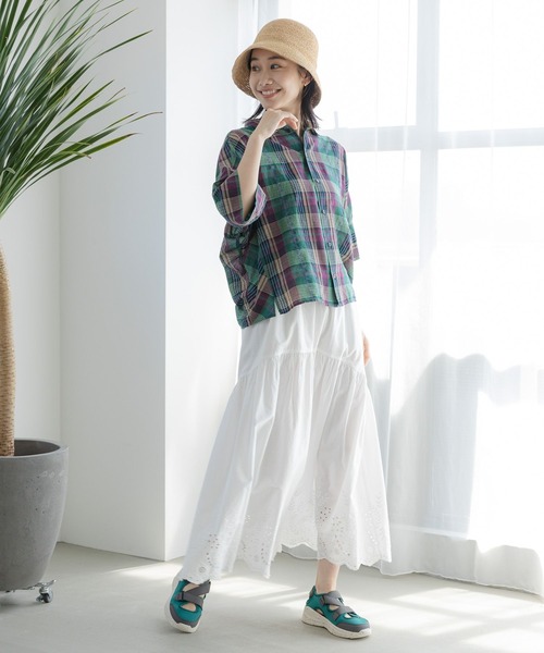 niko and...（ニコアンド）の「オリジナル斜めベルトスニーカー（スニーカー・レディース・ブラック/グリーン/アイボリー・LARGE/MEDIUM）」の20枚目の写真