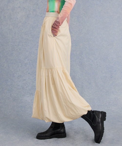 PUBLIC TOKYO（パブリックトウキョウ）の「【軽い】ボリュームギャザーバルーンスカート（スカート・レディース・アイボリー/ダークグレー/ブルー・FREE）」の17枚目の写真