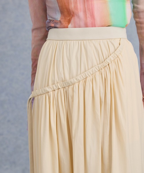 PUBLIC TOKYO（パブリックトウキョウ）の「【軽い】ボリュームギャザーバルーンスカート（スカート・レディース・アイボリー/ダークグレー/ブルー・FREE）」の11枚目の写真