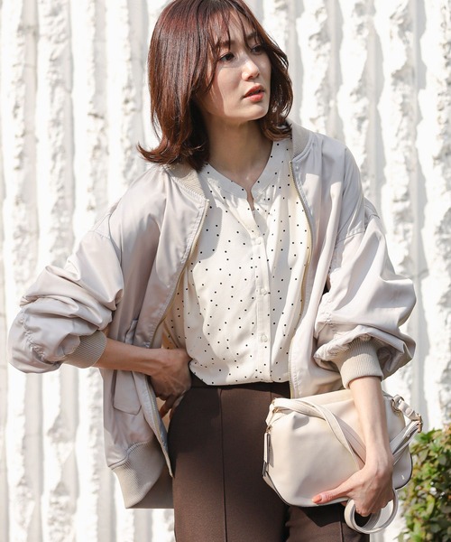 GLOBAL WORK（グローバルワーク）の「撥水ボリュームMA-1/173528（MA-1・レディース・ブラック/アイボリー/ベージュ・MEDIUM/LARGE）」の9枚目の写真