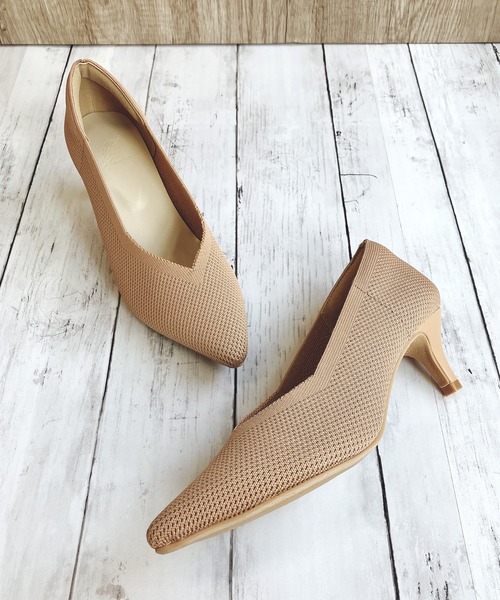 Noubel Voug Relax(ヌーベルヴォーグリラックス)の「ミドルヒールニットパンプス(パンプス・レディース・アイボリー/ブラック/パープル/ワイン/ベージュ系その他/ベージュ・M/S/L/LL)」の4枚目の写真