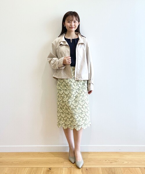 index（インデックス）の「◆フェイクパールバーネックトップス【洗濯機洗い可】（Tシャツ/カットソー・レディース・グリーン系/ライトグレー/ホワイト系その他3/ネイビー・40/42/38/36）」の15枚目の写真