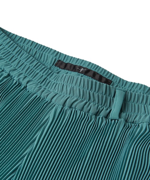 NO ID.（ノーアイディ）の「【NO ID.】Easy Wide Pleats Pants / イージー ワイド プリーツ パンツ（その他パンツ・メンズ・ブラック/グリーン/ブラック×グレー・1/2）」の9枚目の写真