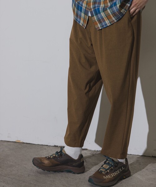 BEAMS（ビームス）の「BEAMS / 2タック イージー パンツ（その他パンツ・メンズ・グレー/ダークグリーン/ブラック/ブラウン系その他4・S/M/XL/L）」の3枚目の写真