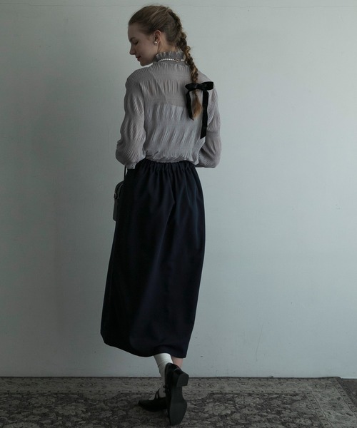 BONLECILL noir（ボンルシールノワール）の「【BONLECILLnoir】マジョリカプリーツシャーリング ハイネックシアープルオーバー（シャツ/ブラウス・レディース・ネイビー/ブルー/ブラック/オフホワイト/アイボリー/ピンク/グレー/ベージュ/チャコールグレー/レッド・FREE）」の11枚目の写真