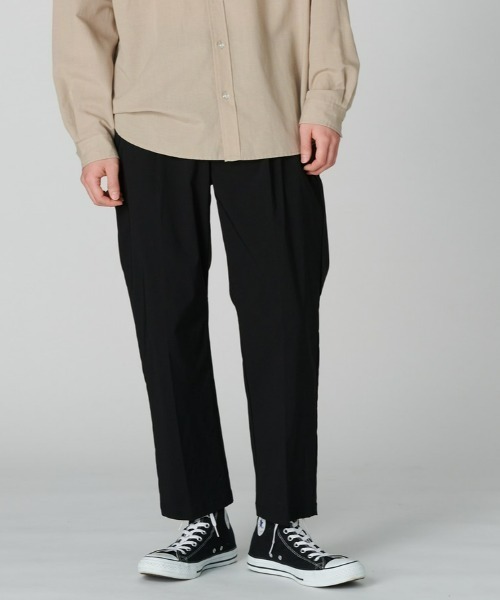 PLUS ONE(プラスワン)の「【接触冷感】【PLUS ONE】サラサラレギュラートラウザー / 吸水速乾(スラックス・メンズ・ブラック/ダークベージュ・S/M/L/XL)」の2枚目の写真