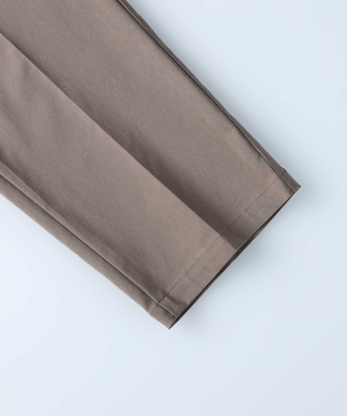 PLUS ONE(プラスワン)の「【接触冷感】【PLUS ONE】サラサラレギュラートラウザー / 吸水速乾(スラックス・メンズ・ブラック/ダークベージュ・S/M/L/XL)」の5枚目の写真