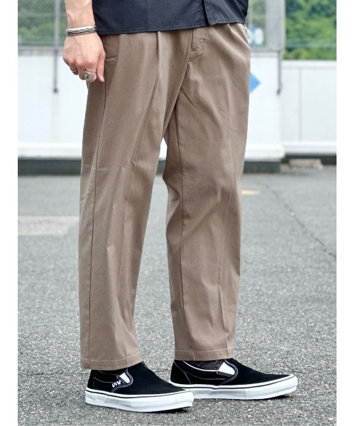 PLUS ONE(プラスワン)の「【接触冷感】【PLUS ONE】サラサラレギュラートラウザー / 吸水速乾(スラックス・メンズ・ブラック/ダークベージュ・S/M/L/XL)」の22枚目の写真