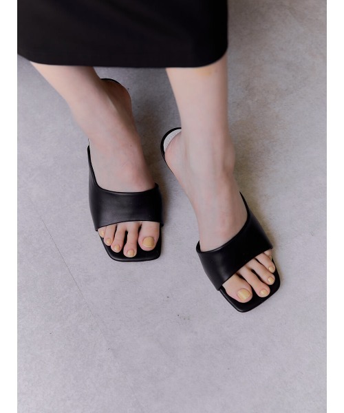 Ayla（アイラ）の「pin heel sandal（サンダル・レディース・ブラック・23.0cm/23.5cm/24.5cm/24.0cm/25.0cm）」の2枚目の写真