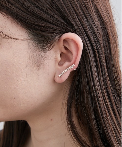 BIRTHDAY BAR(バースデイバー)の「【LIMITED NUMBER】 パール 3way イヤカフ フックピアス(ピアス(両耳用)・レディース・ゴールド/シルバー・フリー)」の4枚目の写真